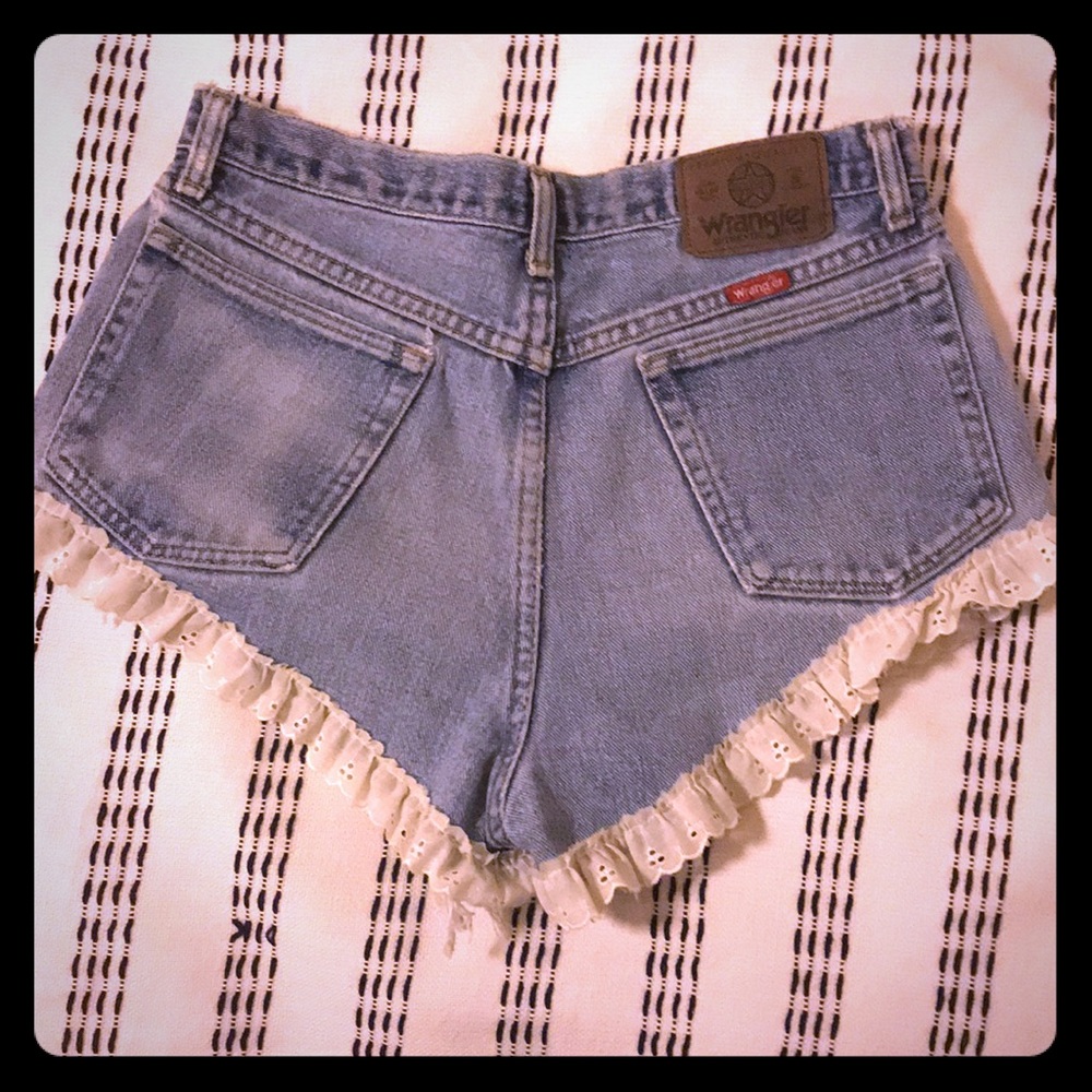 NWT Urban Outfitters Wrangler high waisted shorts